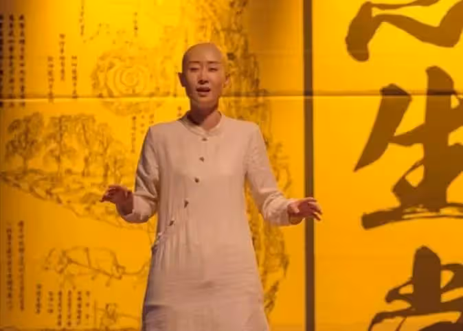 女明的光頭造型，范冰冰依舊美，章子怡很嚇人，莫文蔚勉強能看