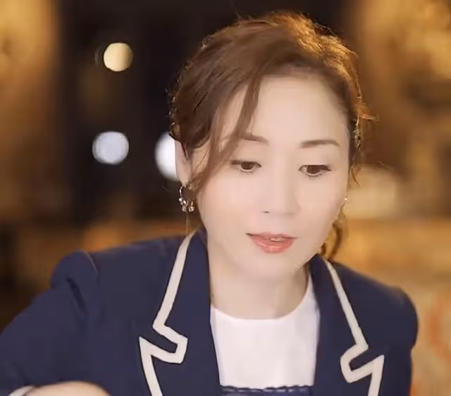 香港知名女星移居內地開民宿！親自拍片宣傳，42寸大白腿成功搶鏡
