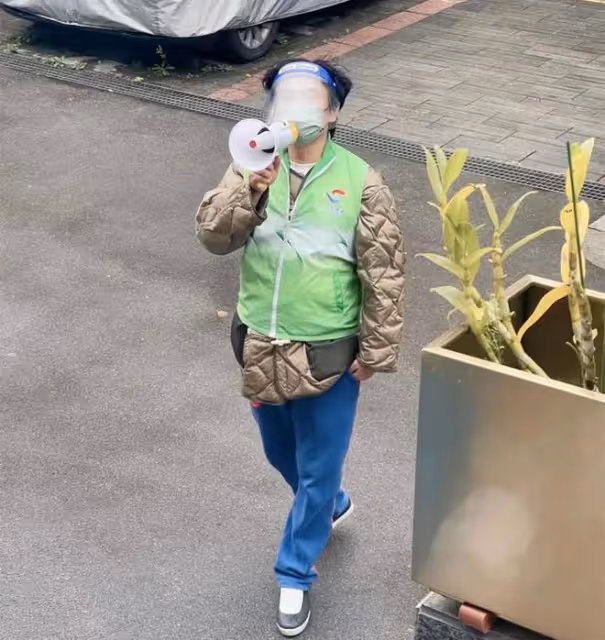 雪姨王琳上海隔離19天，曬午飯僅吃麵餅喝白粥，聲音憔悴模樣消瘦