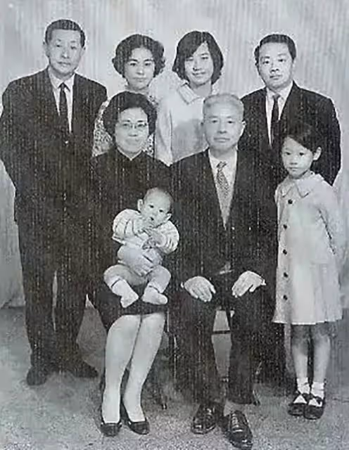 她多年堅持素食辟穀,50歲仍氣質超然:吃素的女人,乾淨沒人厭