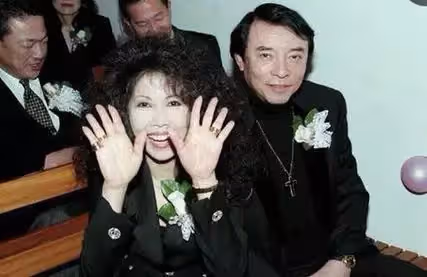 歐陽菲菲近況曝光!難忘亡夫「牽手38年膝下無子」:此生最幸福 曝曾想「為愛當主婦」嘆還是無法適應