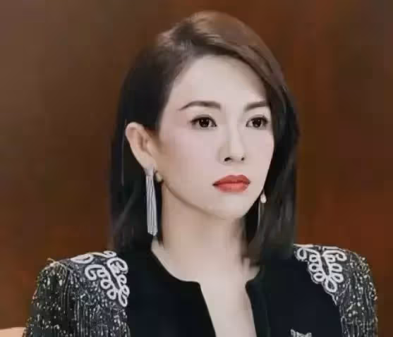 章子怡年輕時有多美?17歲大學照片曝光,這才是真正「玉女掌門人」