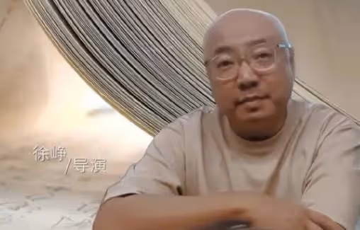 曝張庭林瑞陽風波後首露面,模樣憔悴抬手擋臉,女方低頭不看人