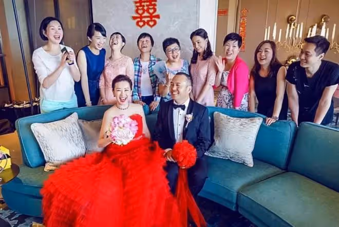 港姐梁佩瑚慶結婚6周年，與內地富商老公大秀恩愛，沒生娃仍幸福