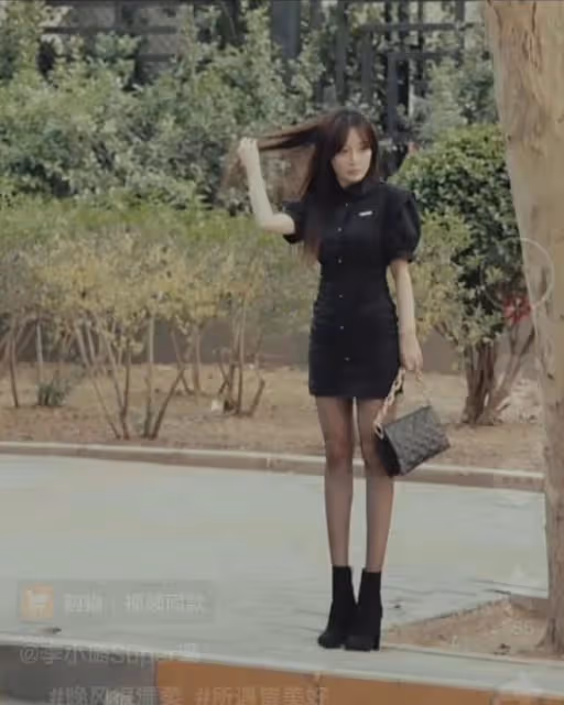 李小璐近照被吐槽鼻子透光，黑粉說她整容，她回應：跟你有關係