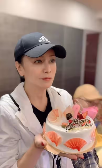 菜市場巧遇田麗，台東鄉親揭她私下真面目，本人超客氣毅然賣掉大陸房產：人生不該被工作占滿.