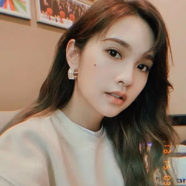 被爆「劈腿女歌手」婚變　李榮浩火大親發文闢謠