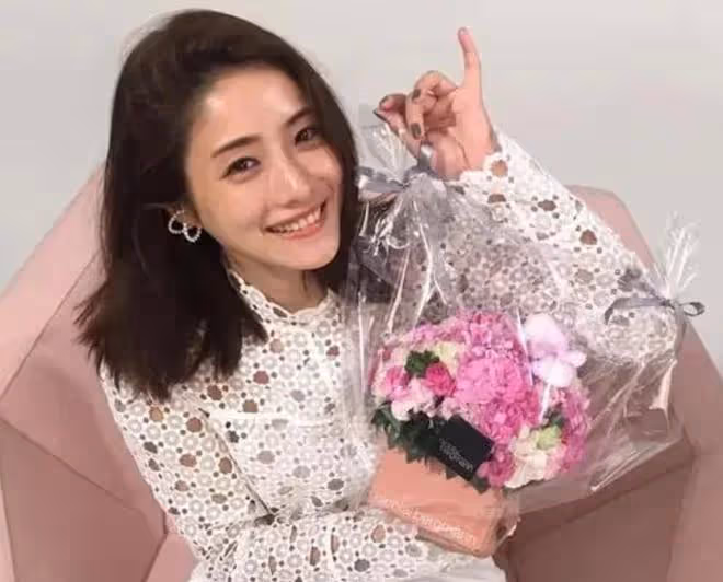 石原里美休產假?神秘老公是何人?一起揭秘最美媽媽!