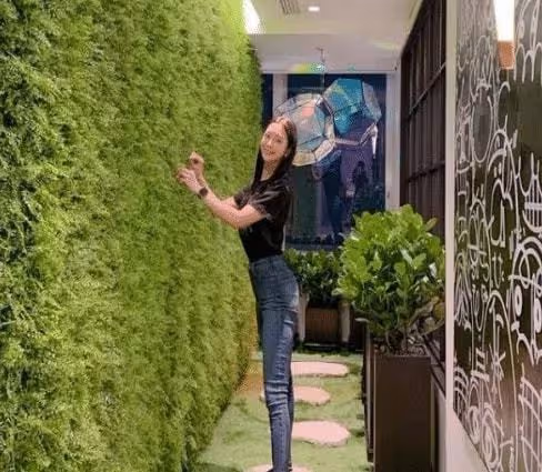 被譽為「亞洲第一美女」的李成敏,憑啥能住進「世界第五豪宅」?