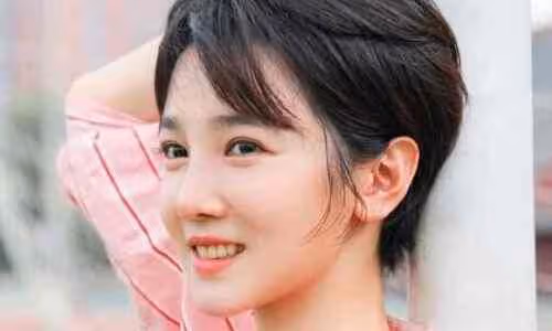 陳小紜原名叫什麼演過哪些電視劇 和于小彤什麼關係