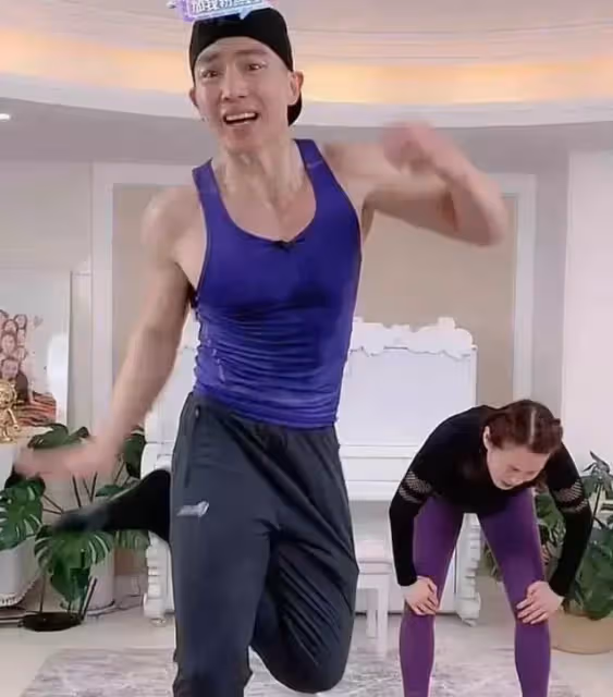 劉畊宏夫妻直播健身操爆紅,七天漲粉超千萬,揭秘大火背後原因