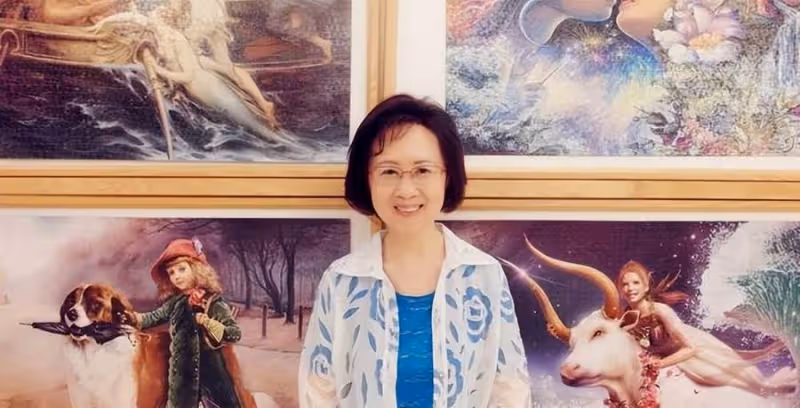 83歲瓊瑤阿姨近況曝光,隱居25億豪宅內,為移五棵樹出動50人,200坪可園庭院小橋流水,晚年生活太舒心