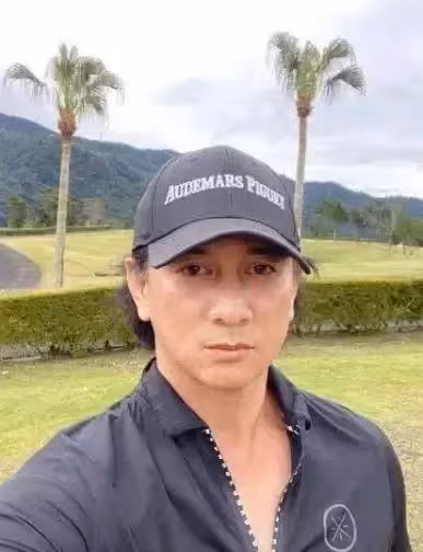 擺脫幸福肥，吳奇隆曬近照，暴瘦一圈下頜線明顯，重回顏值巔峰
