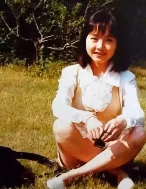 她二婚嫁初戀,為保持80斤身材只吃10粒米,49歲稱沒空生孩子:我晚熟