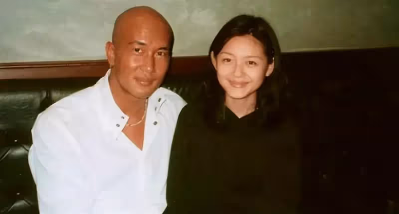 大s結婚17天,8人「登臺唱戲」,真正的輸家只有2人