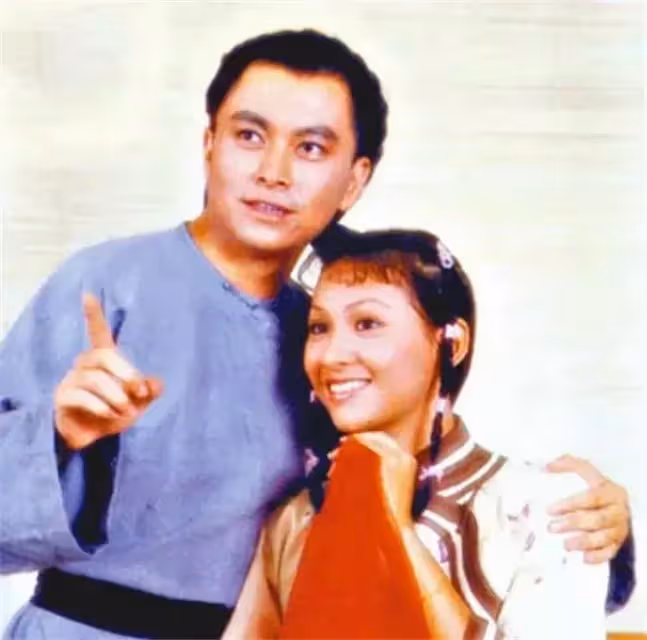 時隔37年,《警察故事》中6位演員不在了,有一位是林青霞的替身