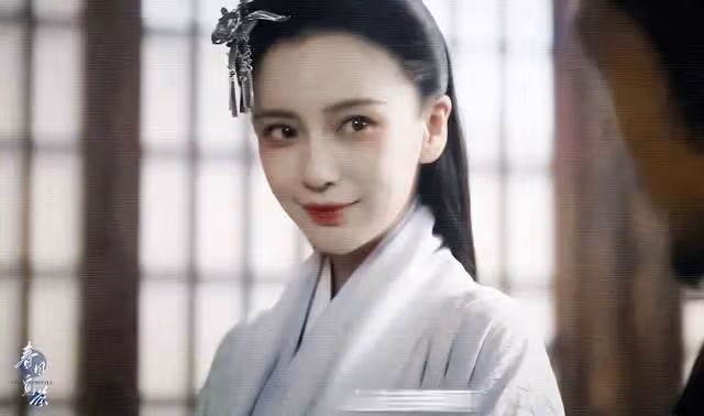 陳坤白宇新劇定檔，Baby演病嬌美人遭嘲，海報都不敢帶她