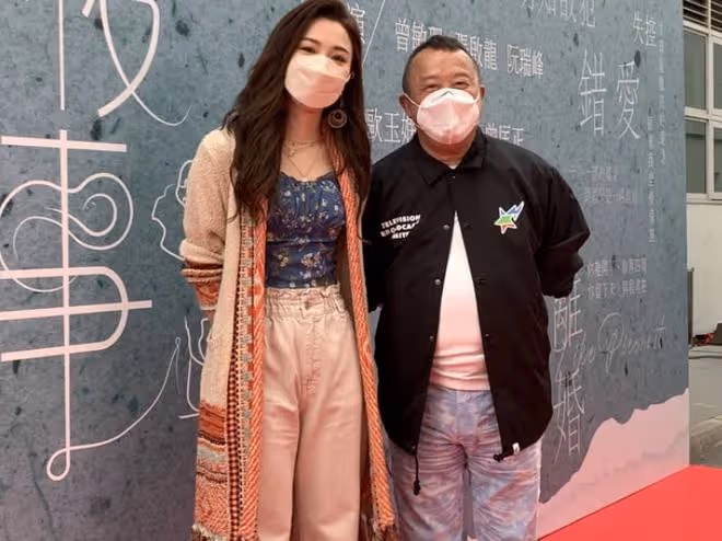 曾志偉陪兒媳出席活動，回應兒子婚變傳聞，稱若離婚幸福那就離吧