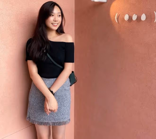 李麗珍24歲女兒宣布當網紅!細腰長腿身材出眾,高顏值繼承媽媽