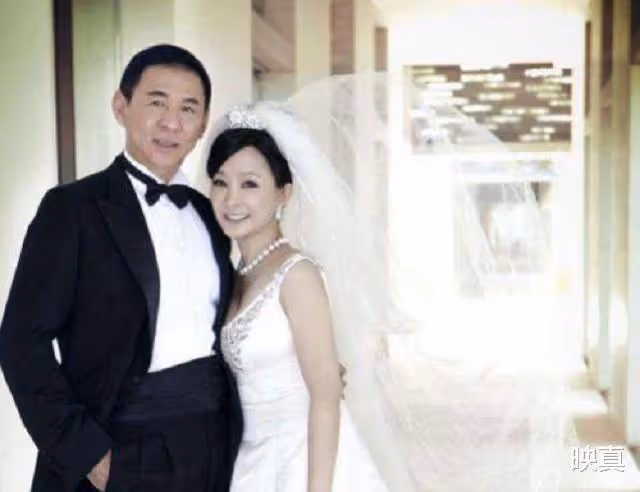痴情日本富豪,單身30多年,終於在55歲等到離婚的中國女神