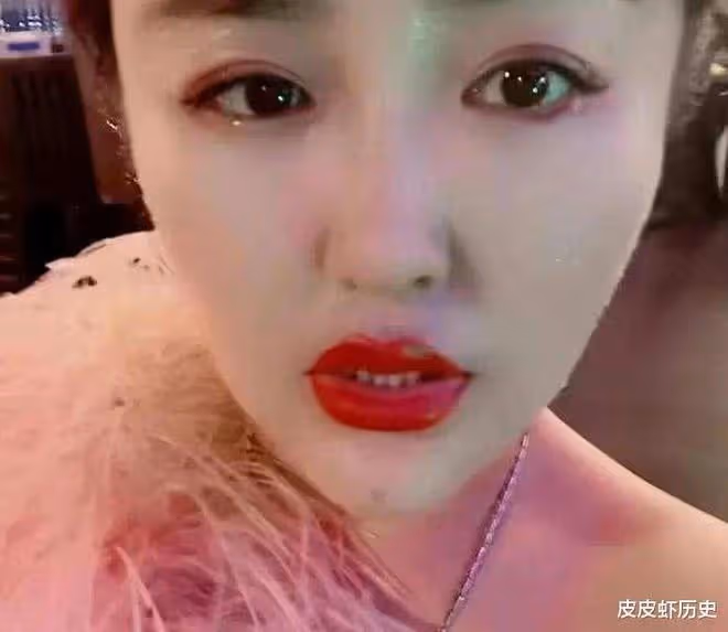 趙本山女兒警告嬌嬌別蹭熱度,嬌嬌喊話球球:一周內還清2000萬