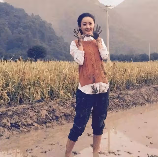 勵志女神!剛出道「被導演罵像豬嘴」 從農村女孩「後逆天改命」成一線頂流身價百億