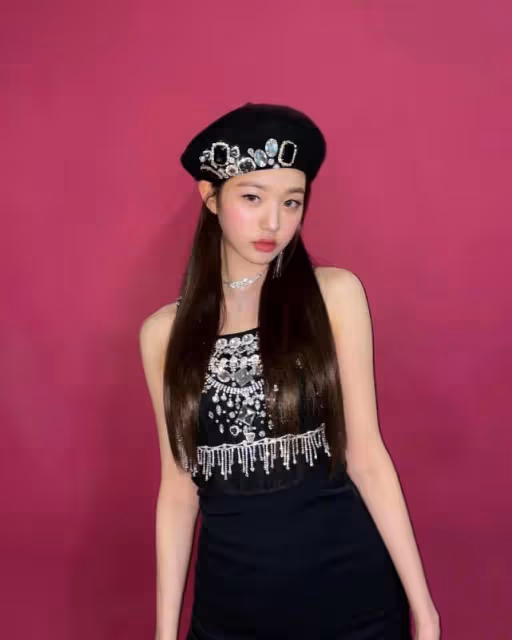 公主般的美貌，18歲的張元英，4年女團愛豆的經歷，令人讚嘆的完美身材！
