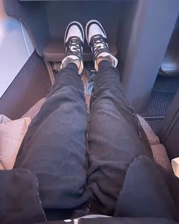 DJ SODA被趕下飛機「當眾脫褲求情」　遭侮辱過程曝光網氣炸