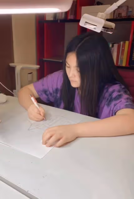 李湘點贊王岳倫動態後,14歲王詩齡曬油畫祈福,一家三口被困上海