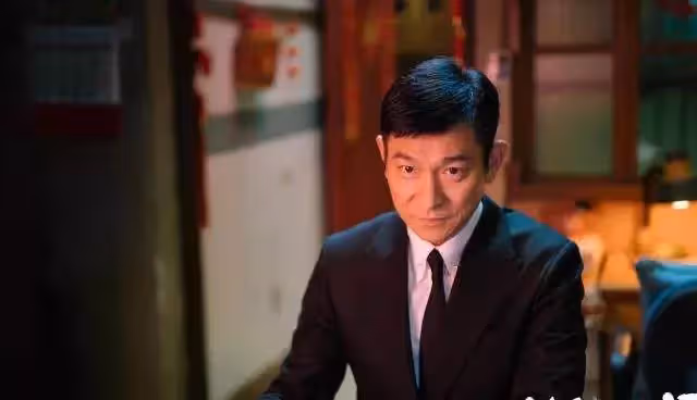 劉德華情商有多高？機智夸贊劉嘉玲，四個字應對撒貝寧的刁鉆提問：情商高的人，一開口就贏了