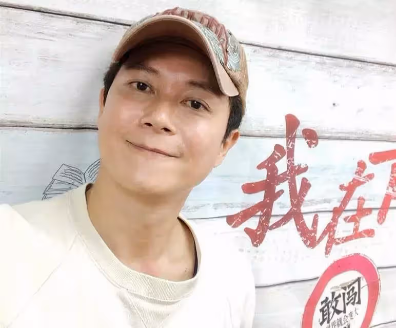 王燦從小貧困「努力賺錢」演成一哥!為爸爸「推掉千萬戲約」忍淚:爸爸叫不出我名字