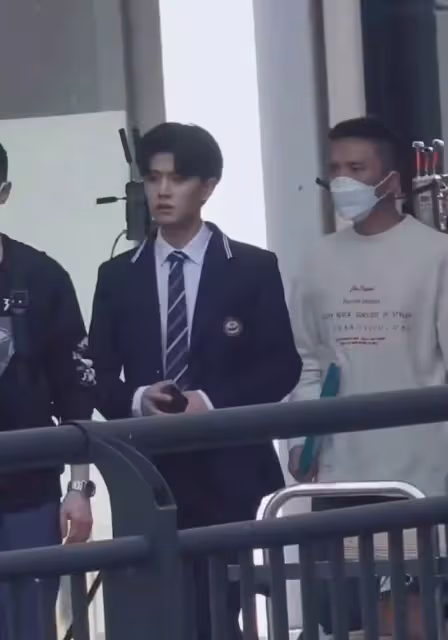 任嘉倫《暮色心約》拍攝完畢!一人分飾4角造型搶先看!