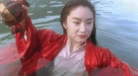 林青霞女兒大氣,邱淑貞女兒清純靚麗,鐘鎮濤女兒俏皮可愛,看到鄭佩佩女兒,網友:驚豔眾人!