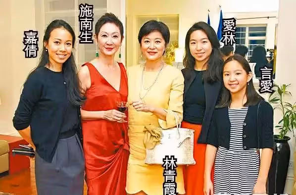 林青霞女兒大氣,邱淑貞女兒清純靚麗,鐘鎮濤女兒俏皮可愛,看到鄭佩佩女兒,網友:驚豔眾人!