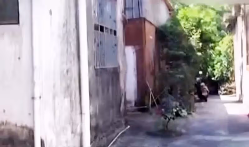 苦尋13年!女兒5歲走失「如今18歲成美國學霸」 跨國尋親淚喊:你就是我的父親