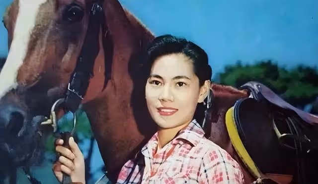 曾江離世，投身演藝圈半世紀，名校畢業性格孤傲，曾經歷三次婚姻