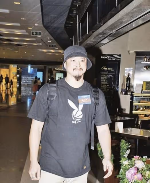 狀態回勇！何鴻燊49歲女婿近況曝光，傳曾因病重獲妻子花千萬保命