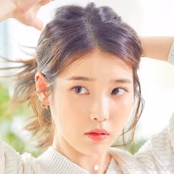 被選為韓國演藝界最美美人的IU，在出道前也曾因鼻子自卑，差點去整容？