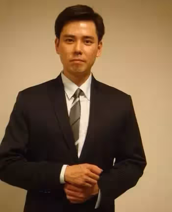 丁力騏背千萬債還顧病母,坦言「沒八點檔找我,全年零收入」照當孝子「陪媽洗頭買菜」不敢讓母知:不想讓媽媽擔心