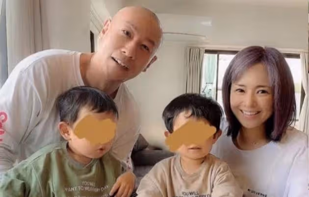 38歲蒼井空顏值如少女，帶雙胞胎泡溫泉身材好，嫁光頭老公很幸福