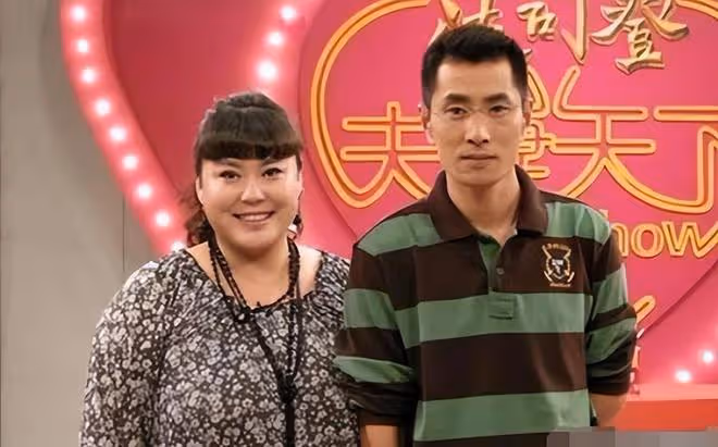 患癌女星李菁菁家中跳舞！手纏繃帶渾身珠寶，曬豪宅內景玉佛矚目