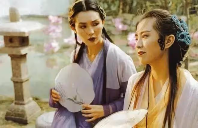 《青蛇》幕後：劉德華張國榮拒演，鞏俐梅艷芳辭演，趙文卓撿漏
