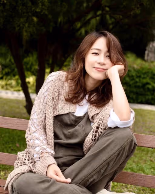 46歲香港知名女星近照美艷動人!復出做網紅,被傳遭富商丈夫家暴