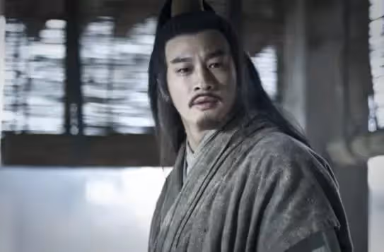 當年的「步驚雲」大變樣!46歲何潤東露臉,1.86米顯得格外引人注目,只是形象頗為喜感