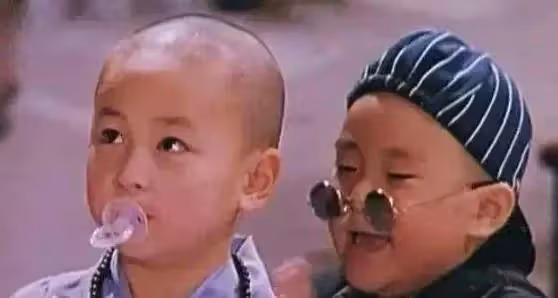 被身家億萬的親爹吸血多年,32歲無人問津的釋小龍,到底做錯了什麼?