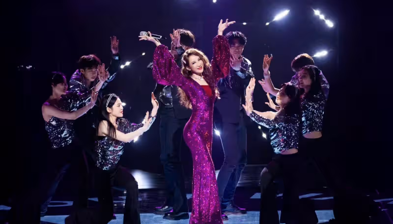 47歲李玟上節目展S曲線　網民：側身線條秒殺一片少女