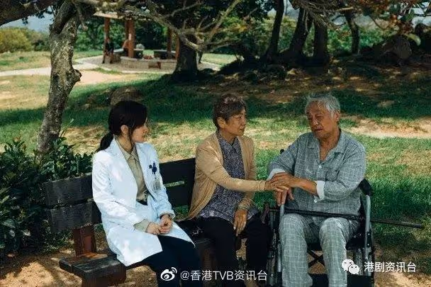 薛家燕難忘曾江的好!他最後一套電影跌落床戲份親身上陣