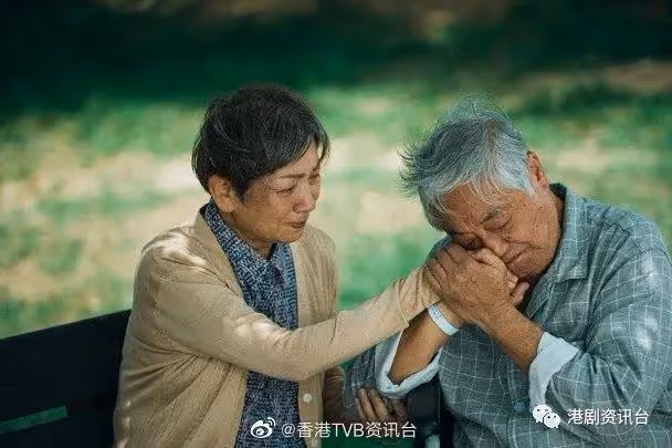 薛家燕難忘曾江的好!他最後一套電影跌落床戲份親身上陣