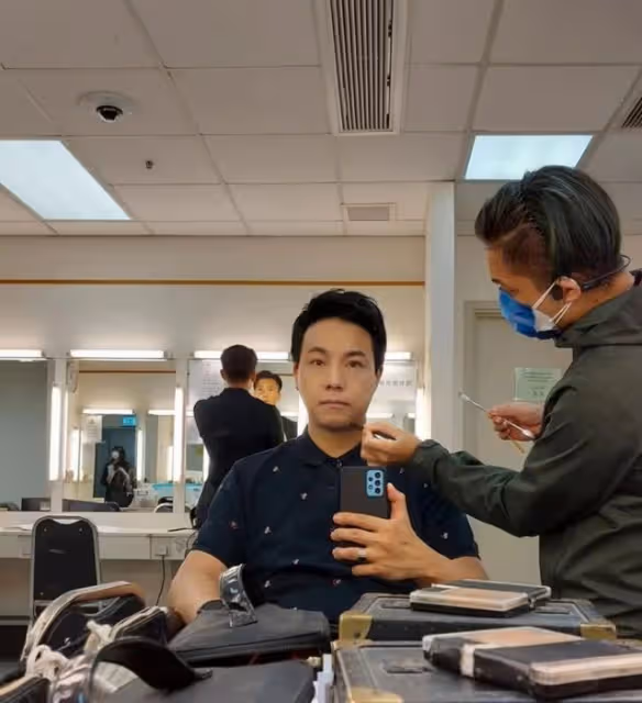 時隔一個月突然回巢！TVB知名主持亮相新節目，自曝不介意沒工資