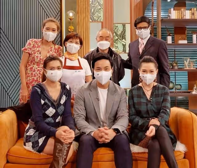 時隔一個月突然回巢！TVB知名主持亮相新節目，自曝不介意沒工資